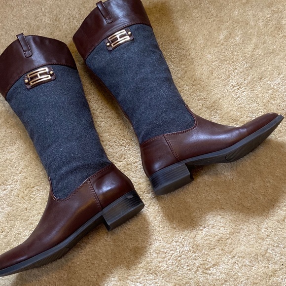 Tommy Hilfiger Riding Boots - Picture 2 of 6